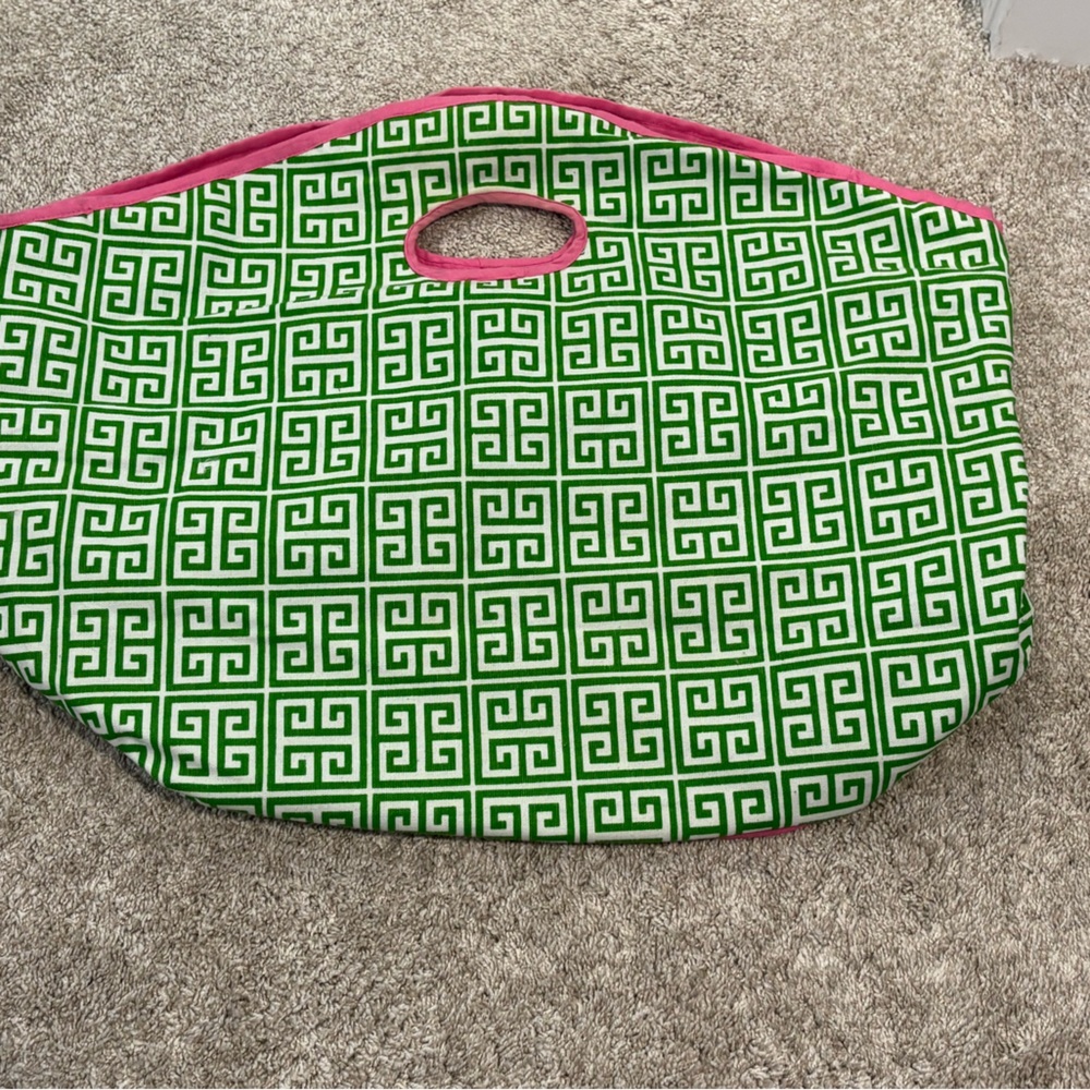 Malabar Bay Green and Pink Geometric Tote Bag
